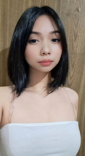 Full leaked Rhioenna lim private photo