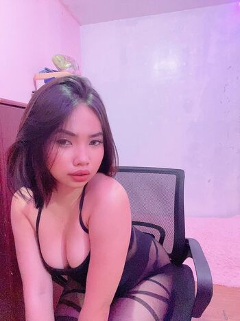 Full leaked Rhioenna lim private photo