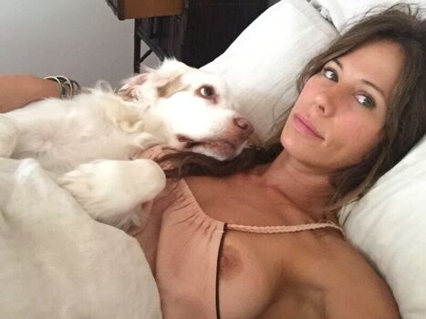 Full leaked Rhona mitra private photo
