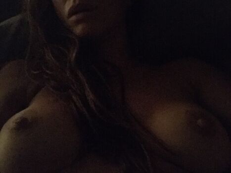 Full leaked Rhona mitra private photo