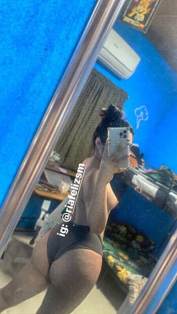 Full leaked Riafelizsmmm private photo