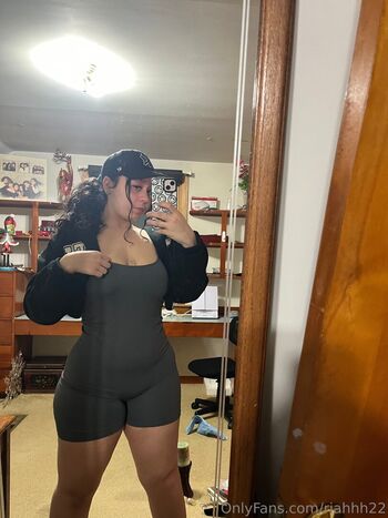 Full leaked Riahhh private photo