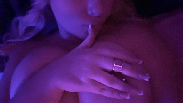 Full leaked Rialovesyu private photo