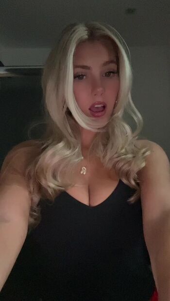 Full leaked Rianabailey page private photo