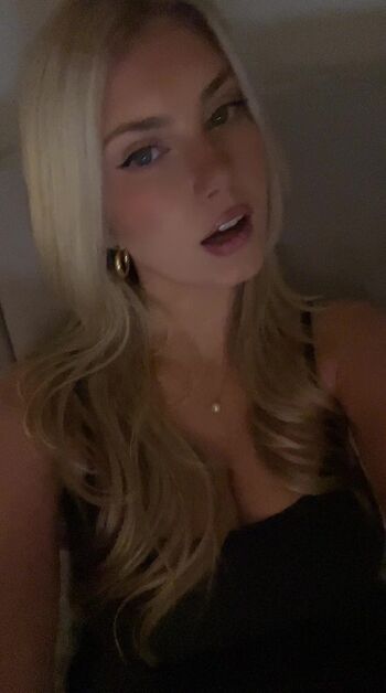 Full leaked Rianabailey page private photo