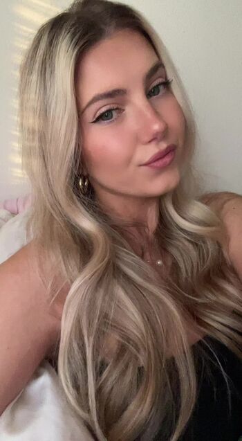 Full leaked Rianabailey page private photo