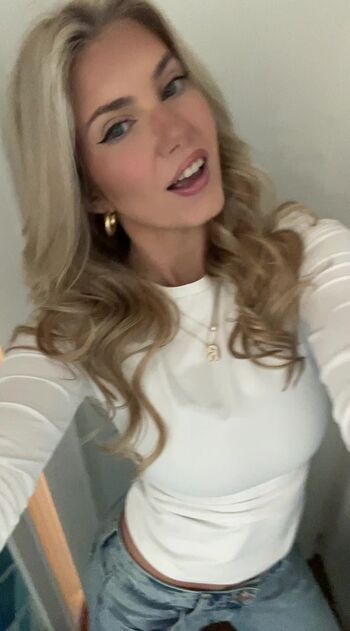 Full leaked Rianabailey page private photo