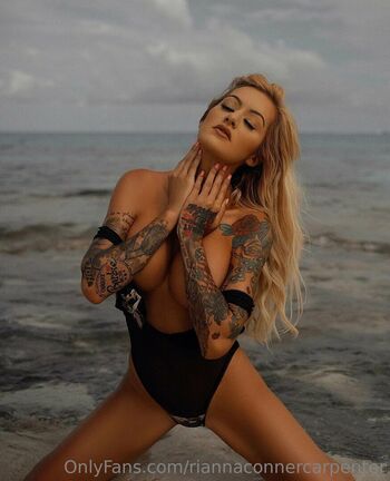 Full leaked Riannaconnercarpenter private photo
