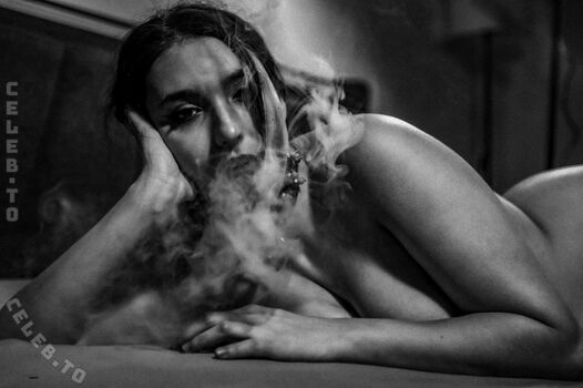 Full leaked Rias senpai private onlyfans photo