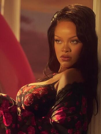 Full leaked Rihanna  page private onlyfans photo