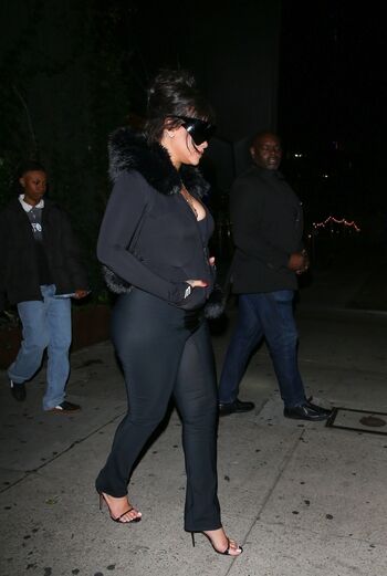Full leaked Rihanna  page private photo