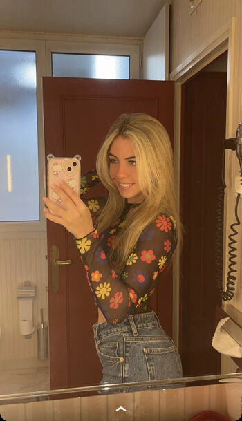 riley_black