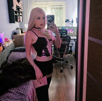 Full leaked Rineksalol private photo