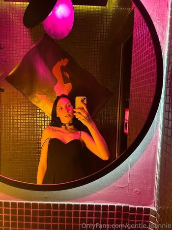Full leaked Riribebe page private photo