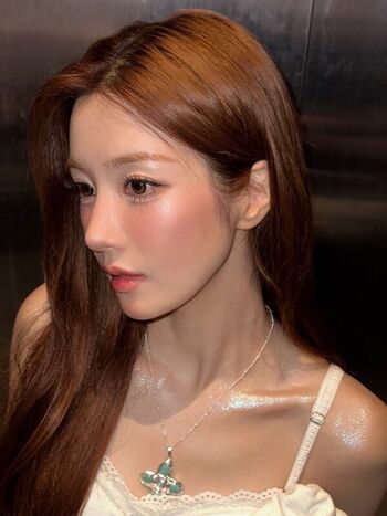 Full leaked Riribebe page private photo