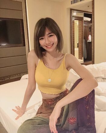 Full leaked Riribebe page private photo