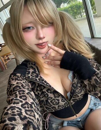 Full leaked Riribebe page private photo
