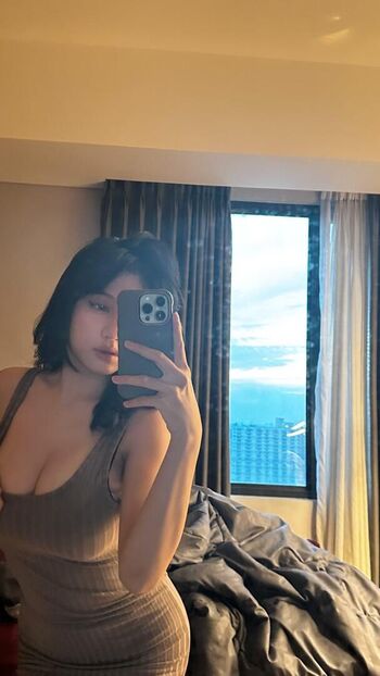 Full leaked Risaatjan page private onlyfans photo