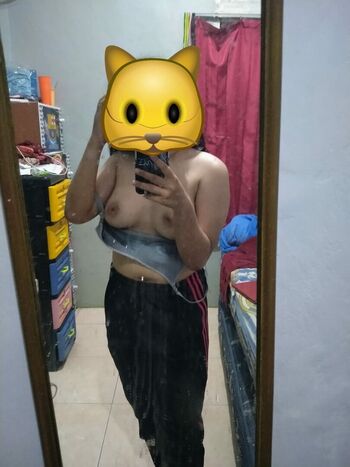 Full leaked Riska aprilia private photo