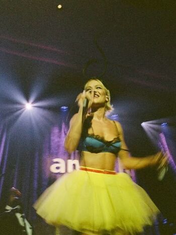 Full leaked Rita ora private photo