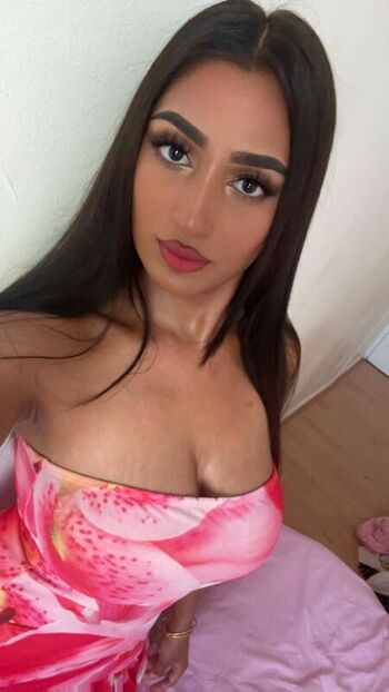 Full leaked Riya b private photo