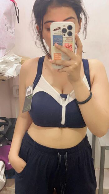 Full leaked Riya pandey private photo