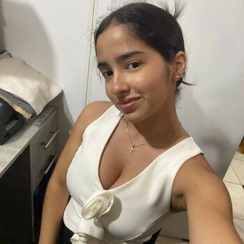 Full leaked Riyana private photo