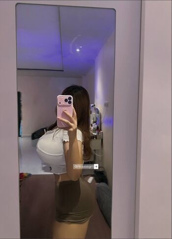 Full leaked Rkaaaagrll page private photo
