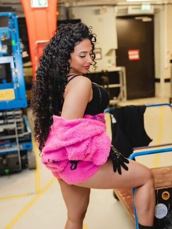 Full leaked Robin roxette page private onlyfans photo