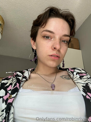 Full leaked Robinrivers page private photo