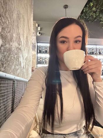 Full leaked Robinsonkyraa private photo