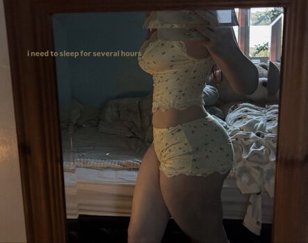 Full leaked Robyn  page private photo
