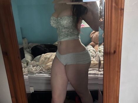 Full leaked Robyn private photo