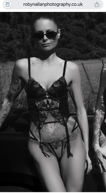 Robyn Allan