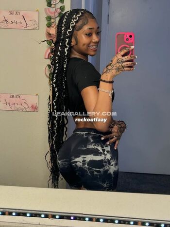 Full leaked Rockoutlaay private photo
