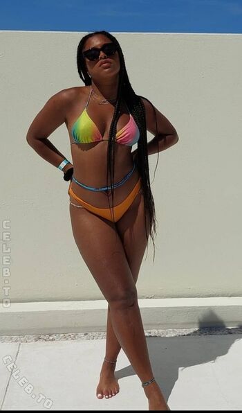 Full leaked Rolablades private onlyfans photo