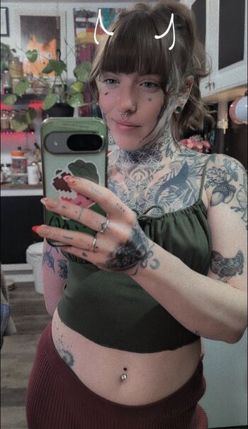 Full leaked Rollerbunny private photo