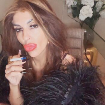 Full leaked Romanian girls page private onlyfans photo