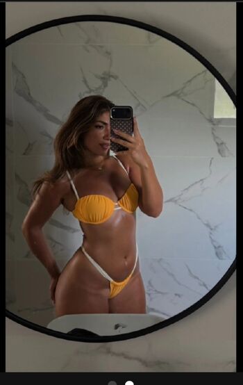 Full leaked Romitavlz private photo