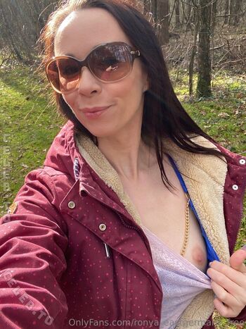Full leaked Ronya eastgermany private photo