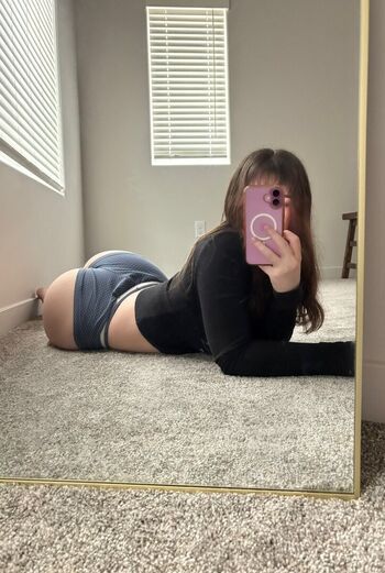 Full leaked Rosaliine private photo