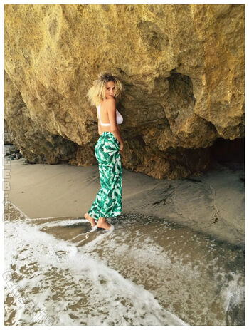 Full leaked Rose bertram private onlyfans photo