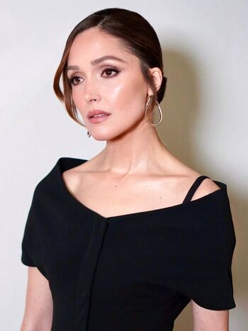 Full leaked Rose byrne private photo