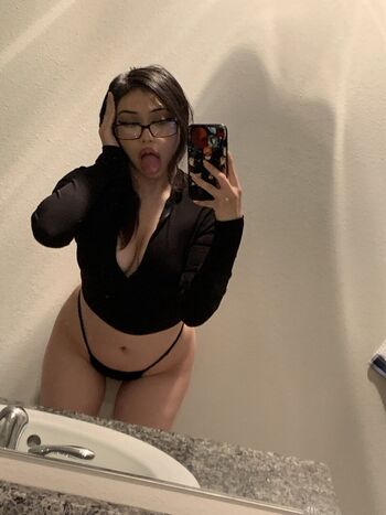 Full leaked Roseh rny private onlyfans photo