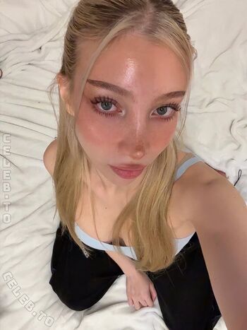 Full leaked Rosegnlz private photo