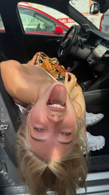 Full leaked Rosegnlz private photo