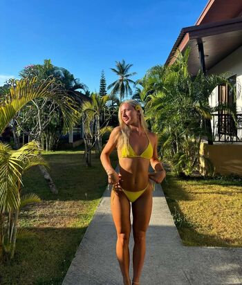 Full leaked Rosie godwin private onlyfans photo