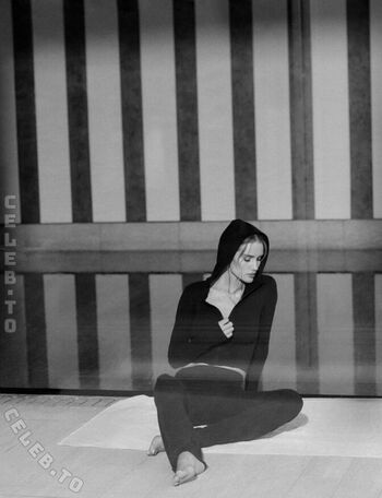 Full leaked Rosie huntington whiteley  page private onlyfans photo