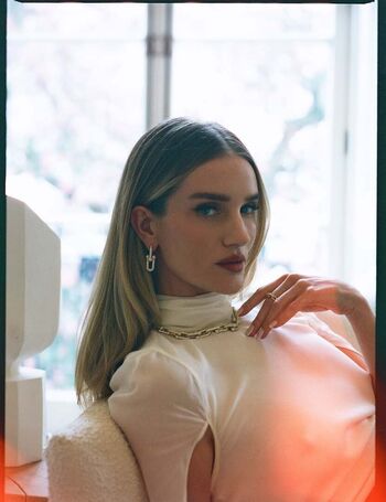 Full leaked Rosie huntington whiteley private onlyfans photo