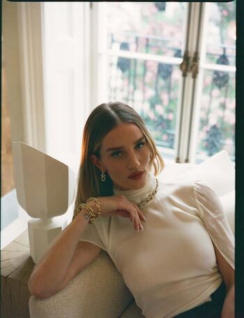 Full leaked Rosie huntington whiteley private onlyfans photo